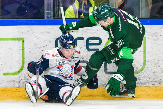 Linköpings Filip Bystedt och Färjestads Victor Ejdsell