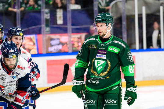 Färjestads Jasse Ikonen deppar