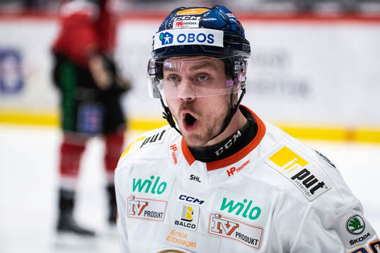 Växjös Joel Kellman jublar