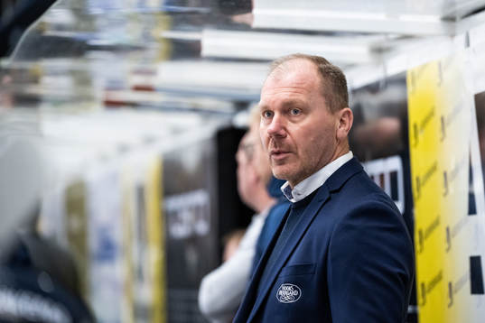 HV71s tränare Johan Lindbom