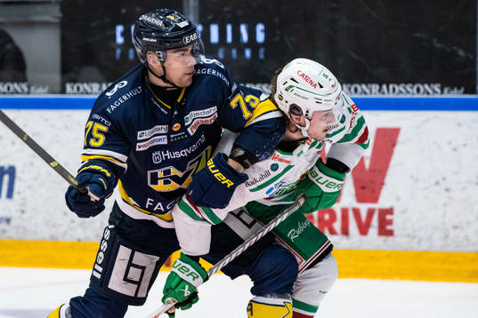 HV71s Radan Lenc och Rögles Valtteri Viljanen