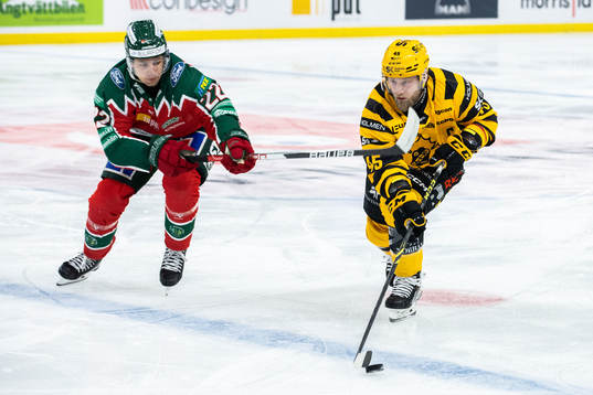 Frölundas Linus Nässen och Skellefteås Oscar Möller