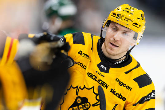 Skellefteås Pär Lindholm jublar