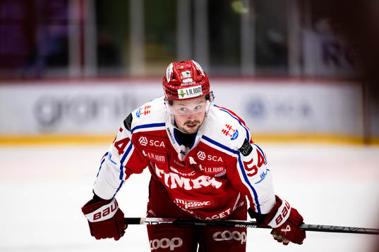Timrås Jonathan Dahlén