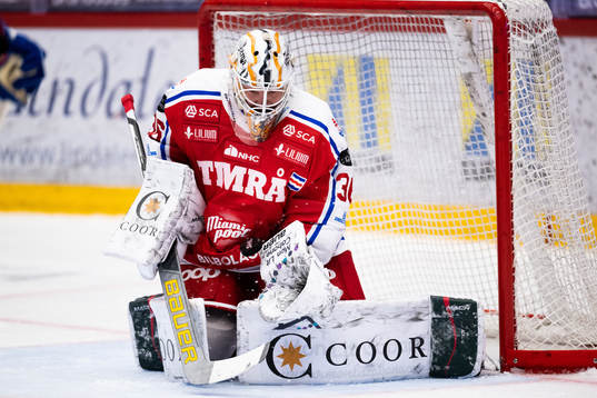 Timrås målvakt Karolus Kaarlehto