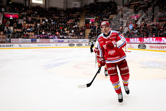 Timrås Anton Lander jublar