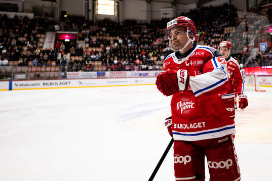 Timrås Anton Lander jublar