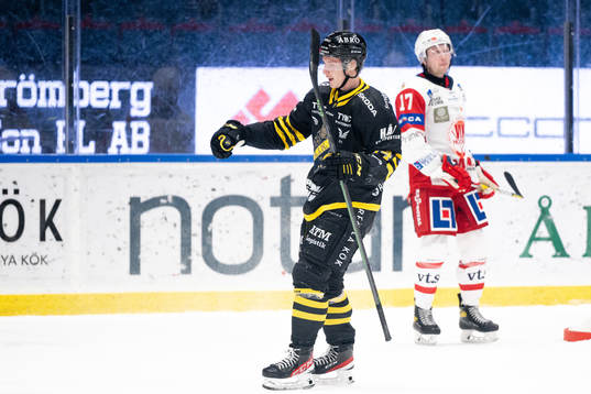 AIKs Oscar Öhman jublar