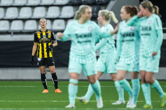 Häckens Aivi Luik deppar
