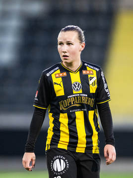 Häckens Marika Bergman Lundinunder träningsmatchen i