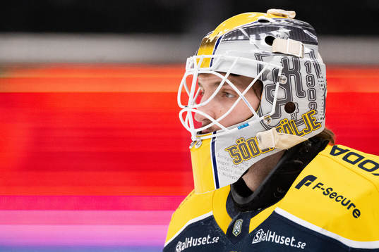 Södertäljes målvakt Nikita Talapila