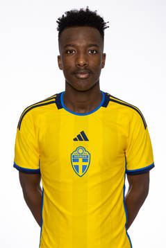 Zakariya Enow