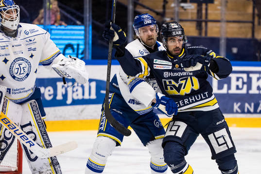 Leksands Anton Lindholm och HV71s Tyler Vesel