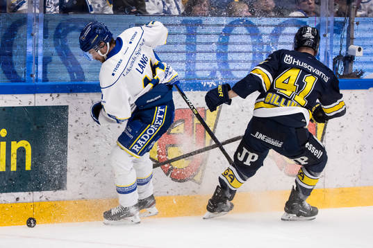 Leksands Oskar Lang och HV71s Chad Billins