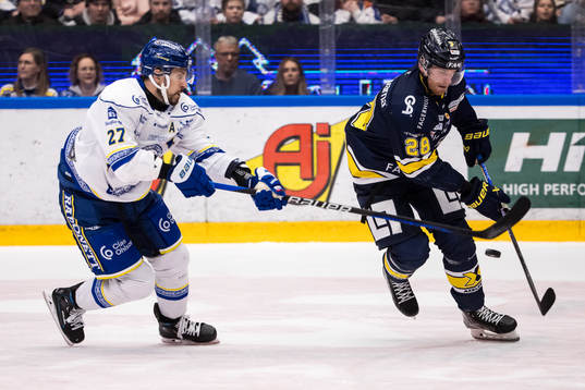 Leksands Marek Hrivik och HV71s Joonas Nättinen