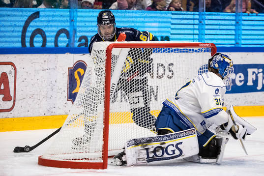 HV71s Oliwer Kaski
