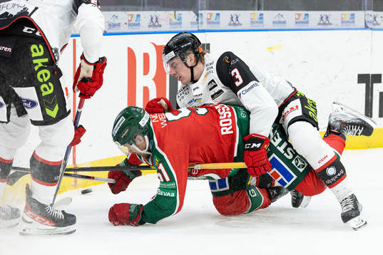 Frölundas Mats Rosseli Olsen och Malmö Redhawks Nuutti