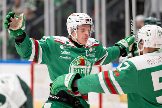 Rögles Anton Bengtsson jublar