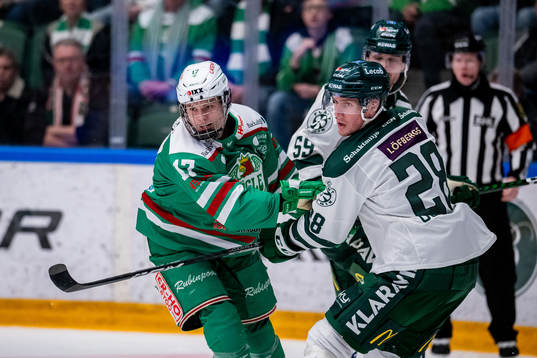Rögles Felix Nilsson och Färjestads Mattias Göransson
