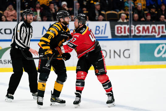 Skellefteås Petter Granberg och Luleås Leo Komarov