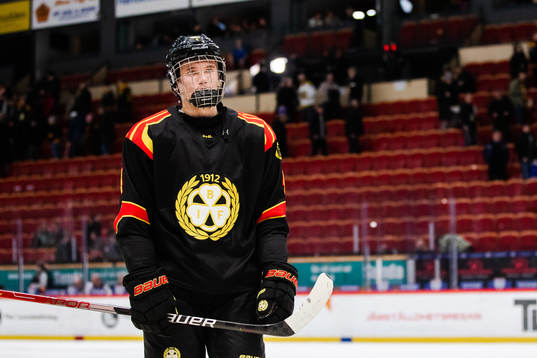 Brynäs Theo Lindstein deppar