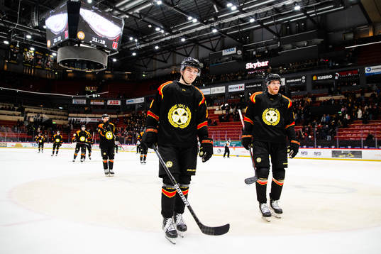 Brynäs Alexander Ljungkrantz och Oscar Eklind deppar