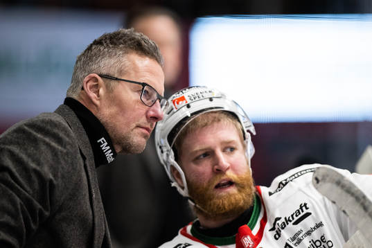 Moras tränare Johan Hedberg och Daniel Ljunggren