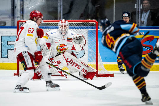 Almtunas målvakt Oliver Håkansson
