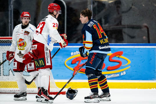 Almtunas Hugo Blixt och Djurgårdens Lukas Vejdemo