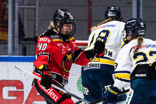 Luleås Noora Tulus jublar