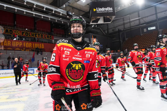 Luleås Sara Lindqvist jublar