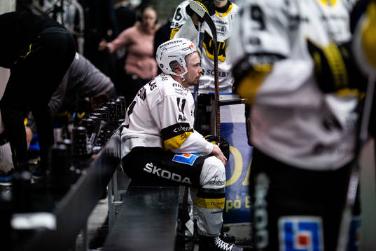 Bläddra bland fler bilder av Ishockey, Hockeyallsvenskan, Björklöven - Västerås