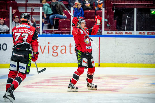 Malmö Redhawks Marcus Sylvegård jublar