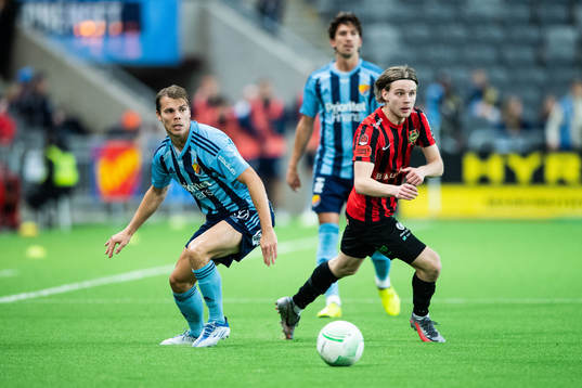 Djurgårdens Elias Andersson och Brommapojkarnas Oscar