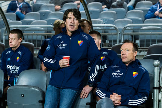 Djurgårdens tränare Thomas Lagerlöf och tränare Kim