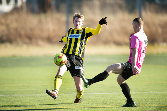 IFK Hässleholms  Hugo Arvidsson i träningsmatchen mellan