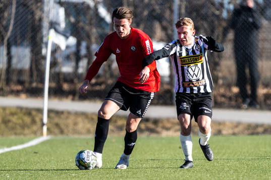 Örebros Daniel Hultqvist och Landskronas Edvin Dahlqvist