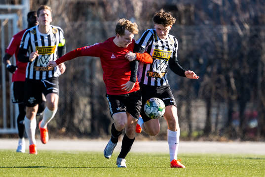 Örebros Victor Backman och Landskronas Max Nilsson