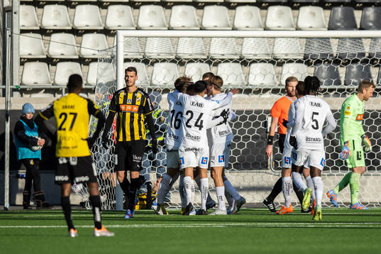Halmstads spelare jublar