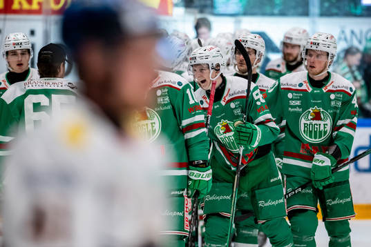 Rögles Adam Engström jublar