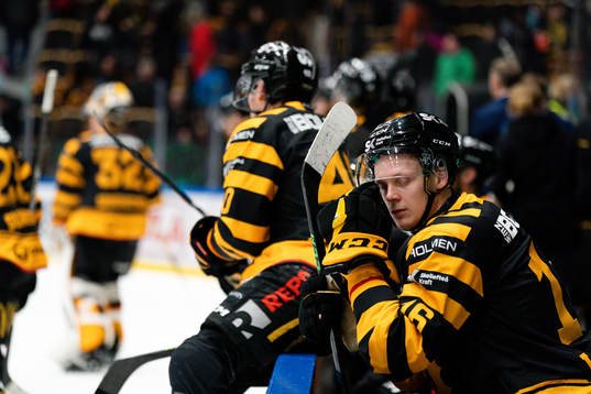 Skellefteås Linus Lindström deppar