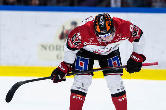 Örebros Robert Leino deppar