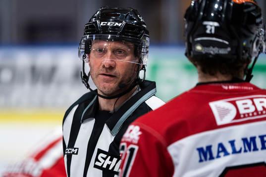 Linjedomare Jan Sandström