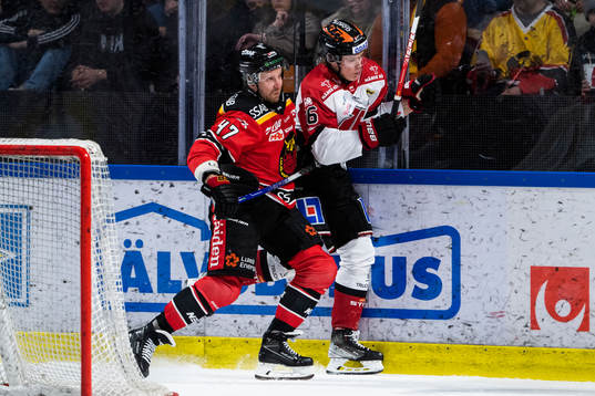 Luleås Leo Komarov och Örebros Filip Berglund