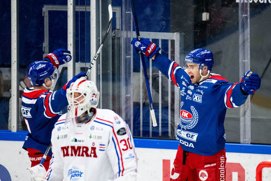Oskarshamns Ahti Oksanen jublar