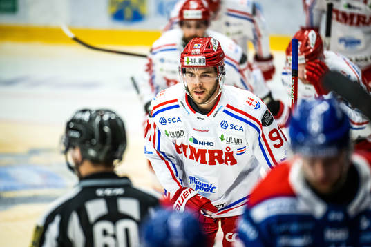 Timrås Magnus Pääjärvi jublar