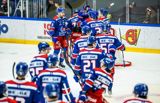 Oskarshamns spelare jublar