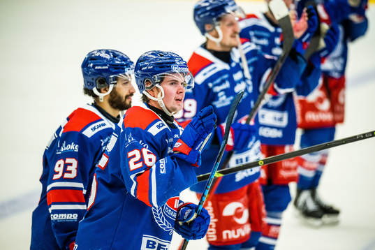 Oskarshamns Lukas Pilö jublar