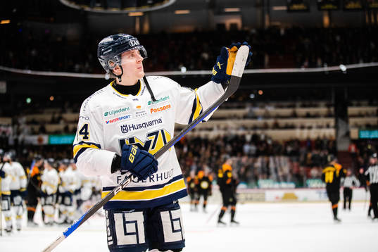 HV71s Emil Andrae deppar