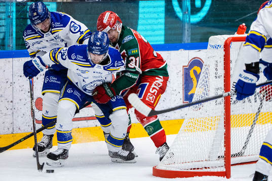 Leksands Oskar Lang och Frölundas Nicklas Lasu